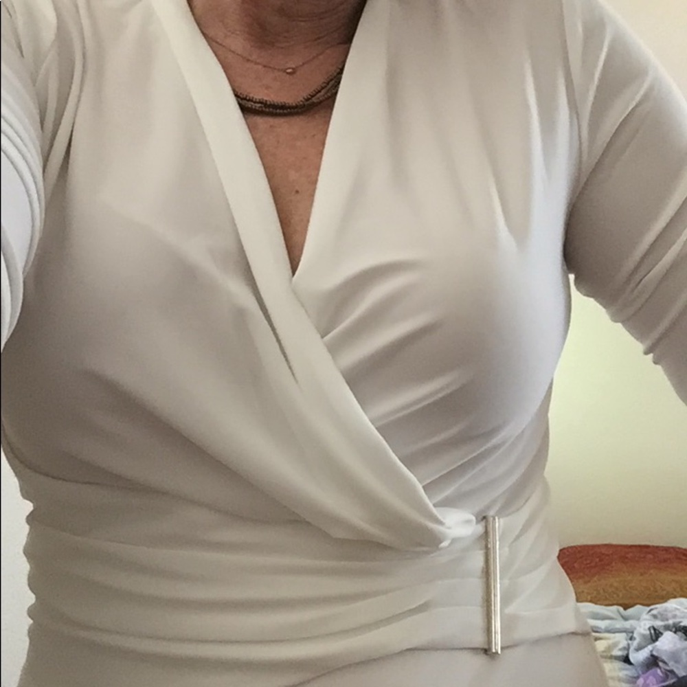 WHBM white ruched 3/4 sleeve top